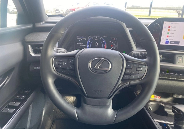 Lexus UX cena 159900 przebieg: 6367, rok produkcji 2022 z Sieraków małe 277